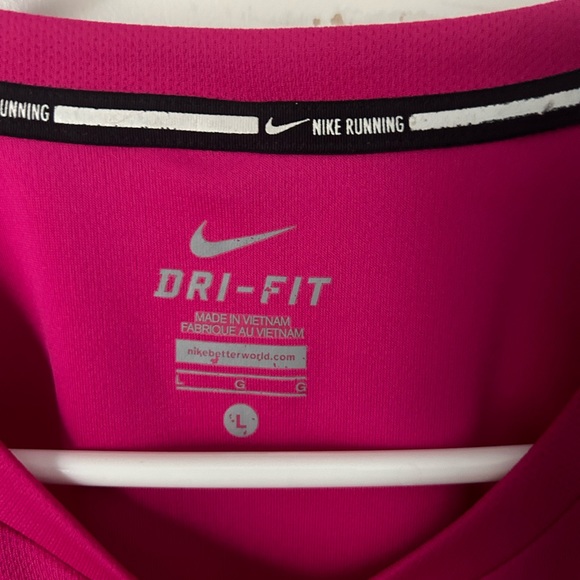 Pink Nike Miler Running Shirt - Size Large - Picture 2 of 4